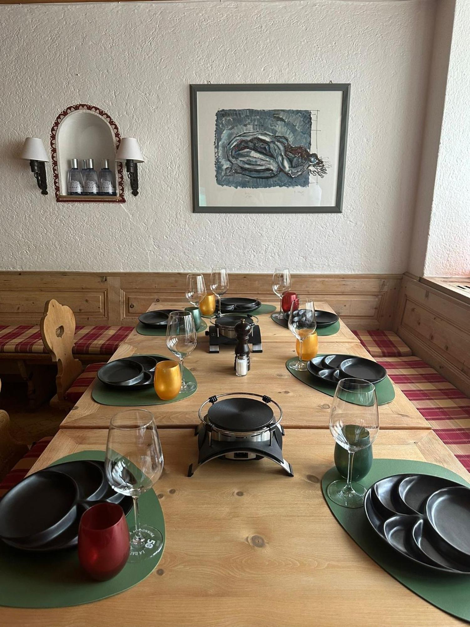 Poschiavo Suisse Hotel & Traditional Fondue Stube מראה חיצוני תמונה