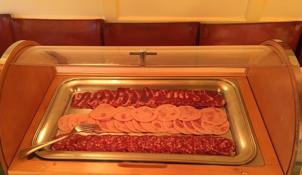 Poschiavo Suisse Hotel & Traditional Fondue Stube מראה חיצוני תמונה